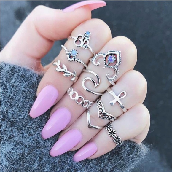 Jewelry - NEW 10pc multi styles ring set